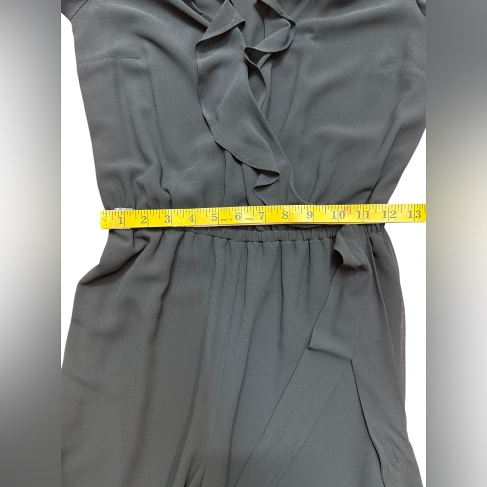 MICHAEL Michael Kors .Black Jumpsuit with Wrap V-Neck and Flowing Wide-Leg Pants - Picture 7 of 11